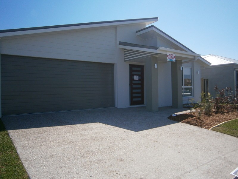 54 Brampton Crescent, Mountain Creek QLD 4557