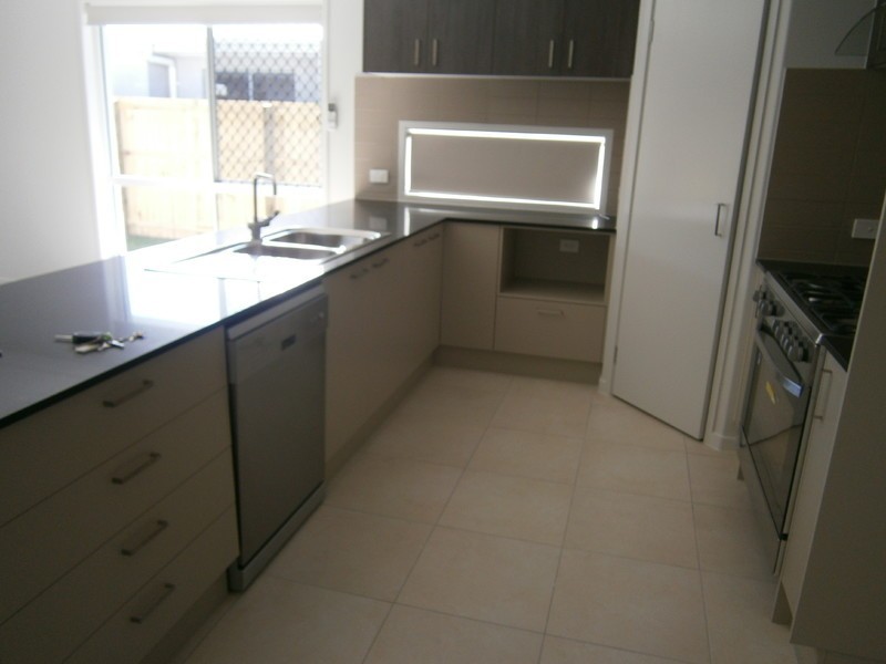 54 Brampton Crescent, Mountain Creek QLD 4557