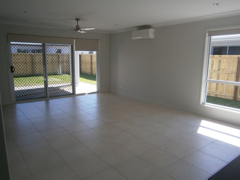 54 Brampton Crescent, Mountain Creek QLD 4557