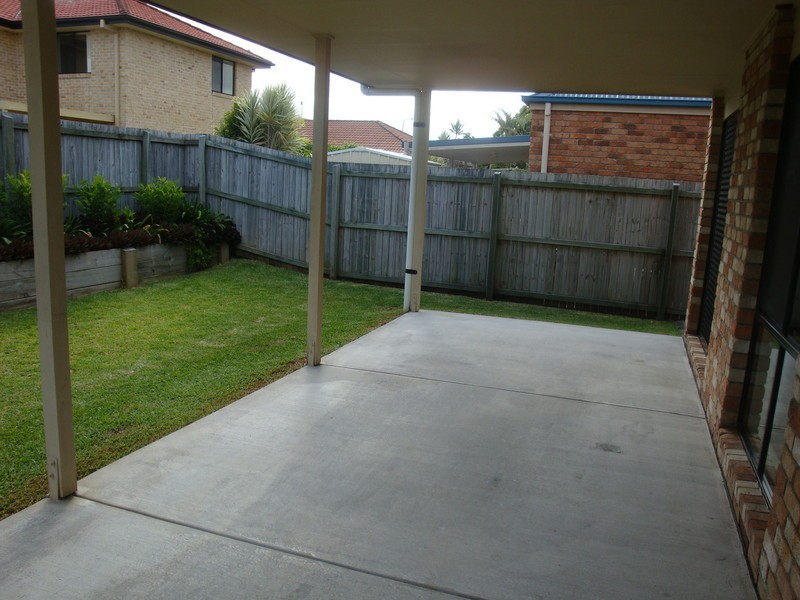 10 Chesterton Crescent, Sippy Downs QLD 4556