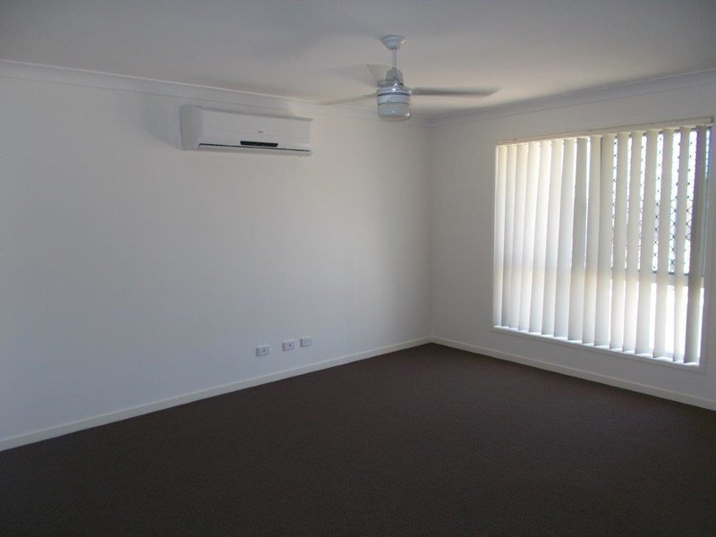 37 Trinity Parade, Blacks Beach QLD 4740