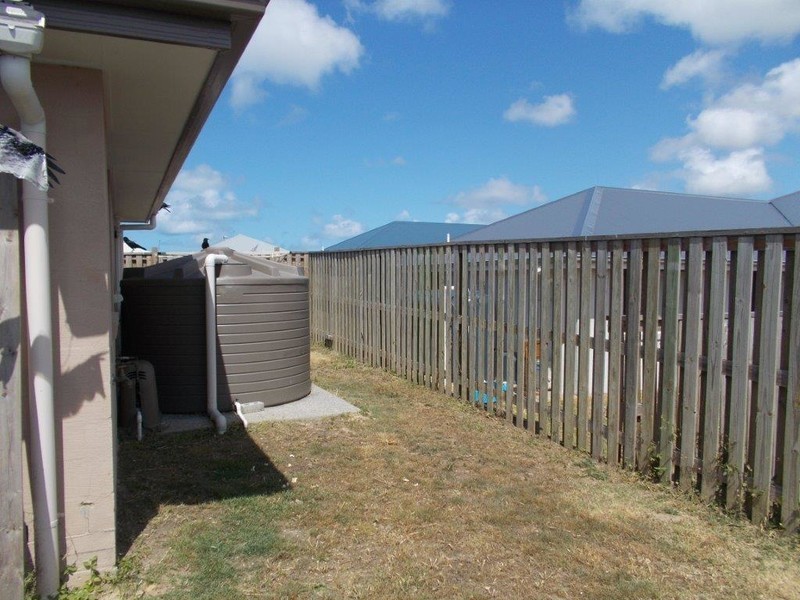 37 Trinity Parade, Blacks Beach QLD 4740