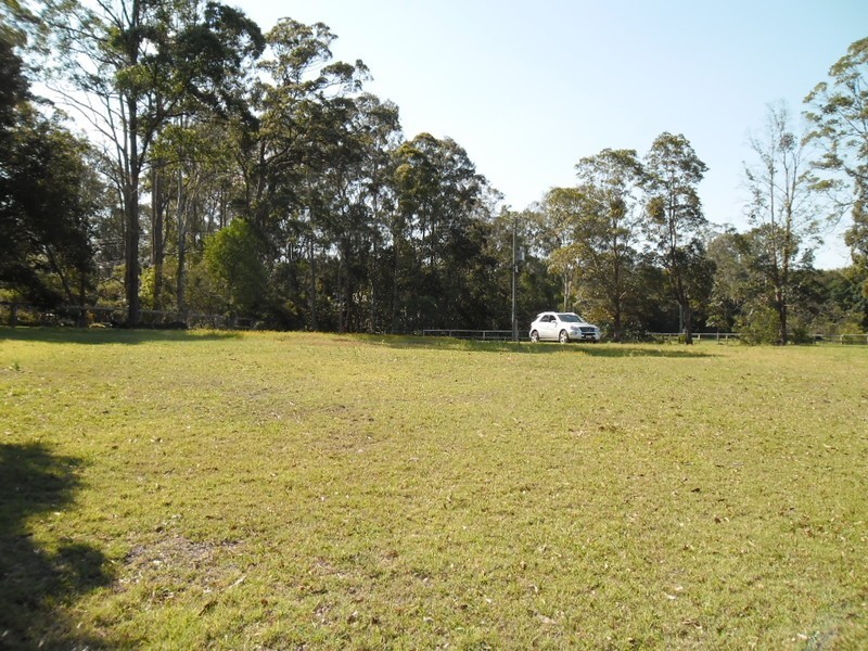 15 Hamilton Close, Mooloolah Valley QLD 4553