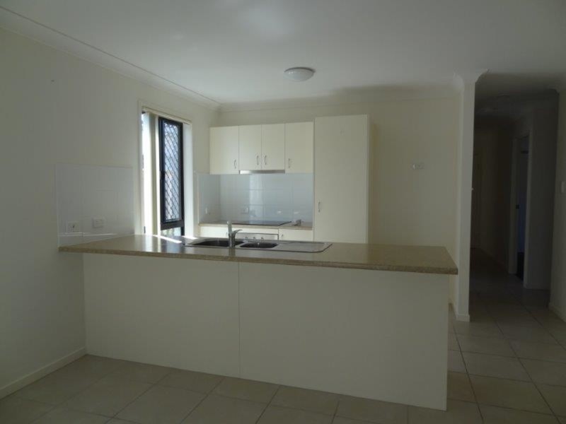 12 Warilla View, Blacks Beach QLD 4740