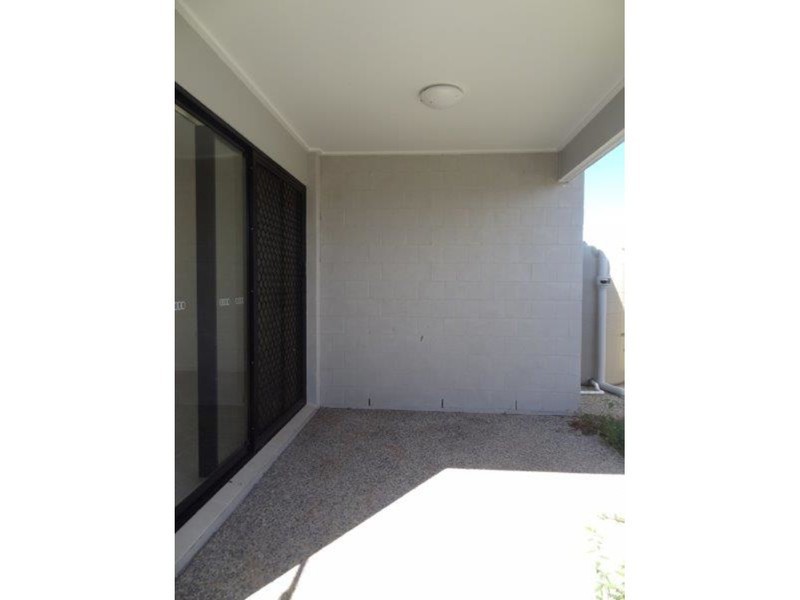 12 Warilla View, Blacks Beach QLD 4740