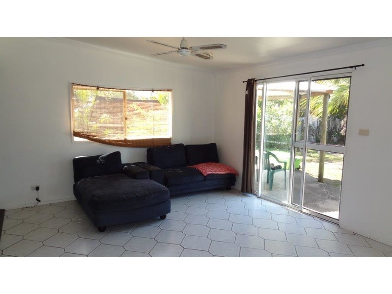 32 Edmonds Street, Bucasia QLD 4750