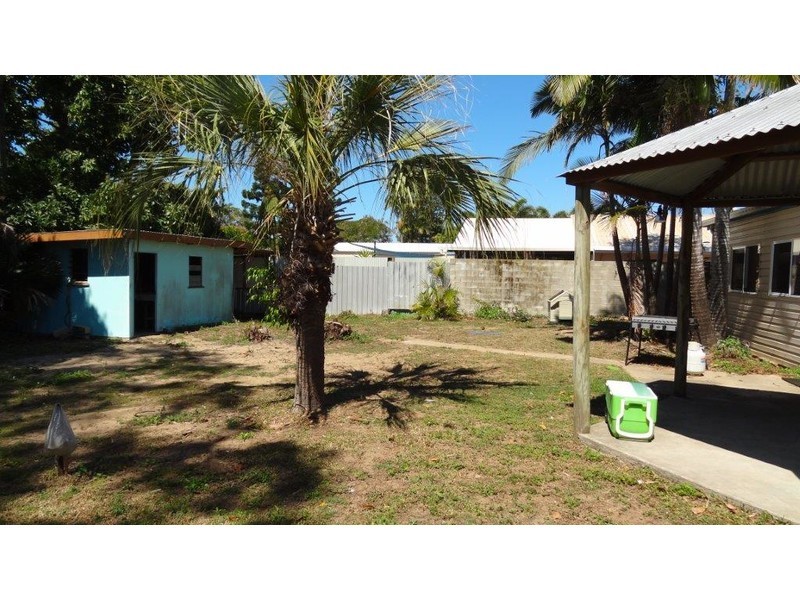 32 Edmonds Street, Bucasia QLD 4750
