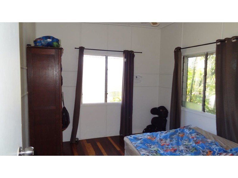 32 Edmonds Street, Bucasia QLD 4750