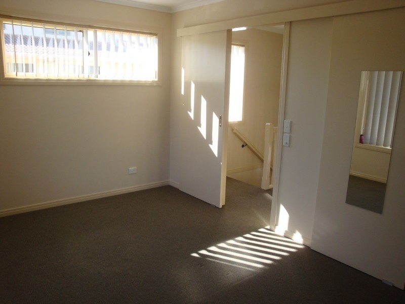 8/3 Urambi Court, Mountain Creek QLD 4557