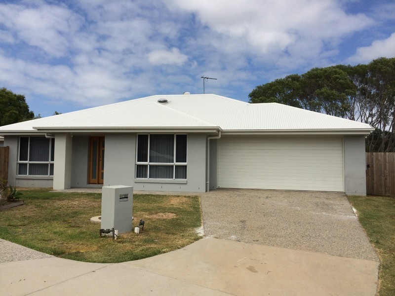 7 Holloways Court, Blacks Beach QLD 4740