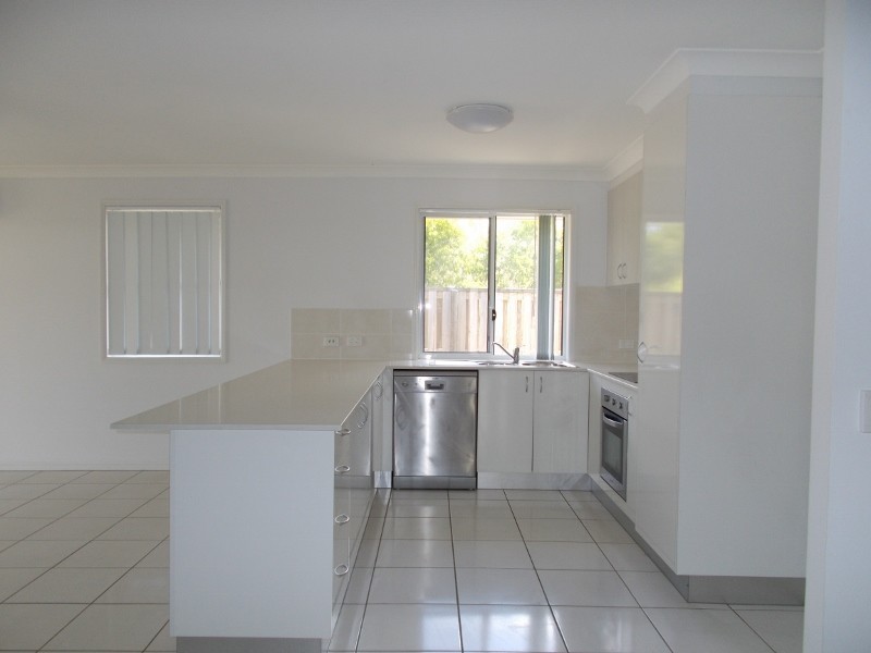 7 Holloways Court, Blacks Beach QLD 4740