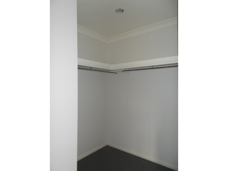 7 Holloways Court, Blacks Beach QLD 4740