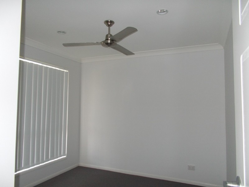 7 Holloways Court, Blacks Beach QLD 4740