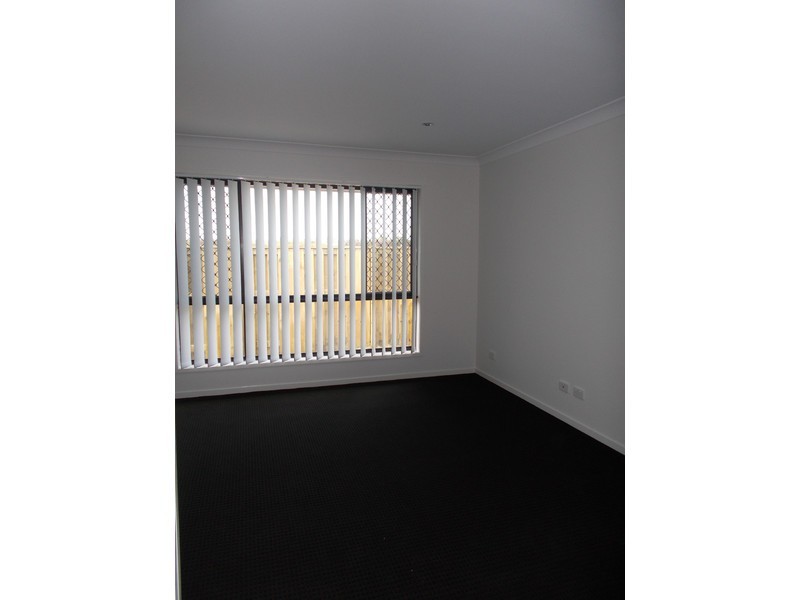 50 Commander Parade, Bucasia QLD 4750