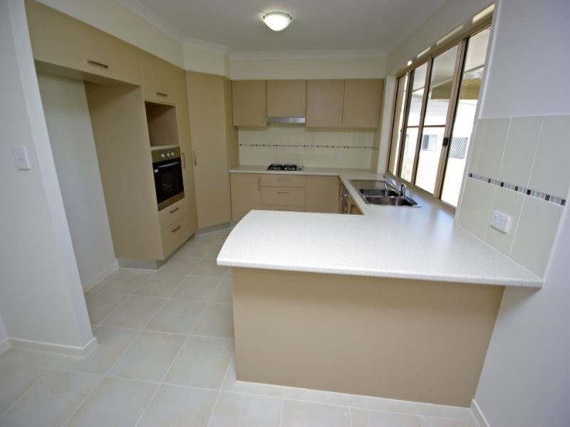 7 Charlton Court, Burnside QLD 4560