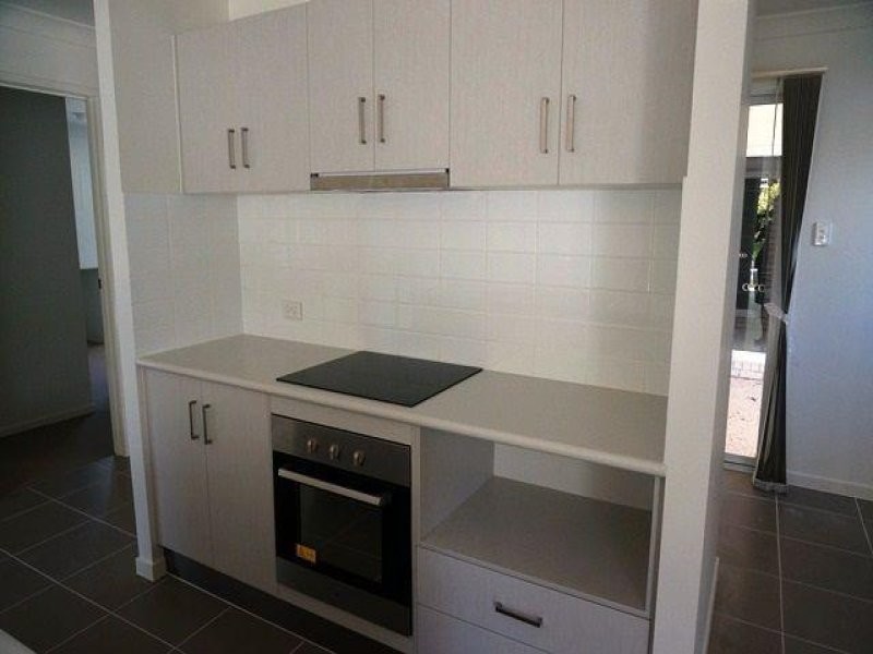 3/2 Sunbird Lane, Andergrove QLD 4740