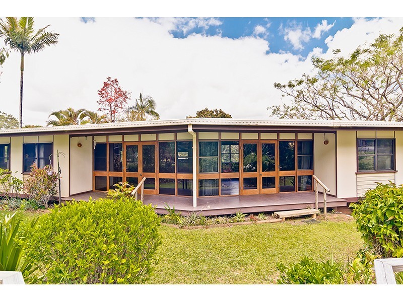 1 Lagoon Drive, Palmwoods QLD 4555