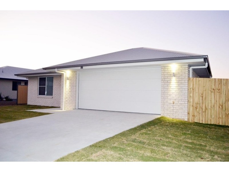 3 Sairs Street, Glass House Mountains QLD 4518