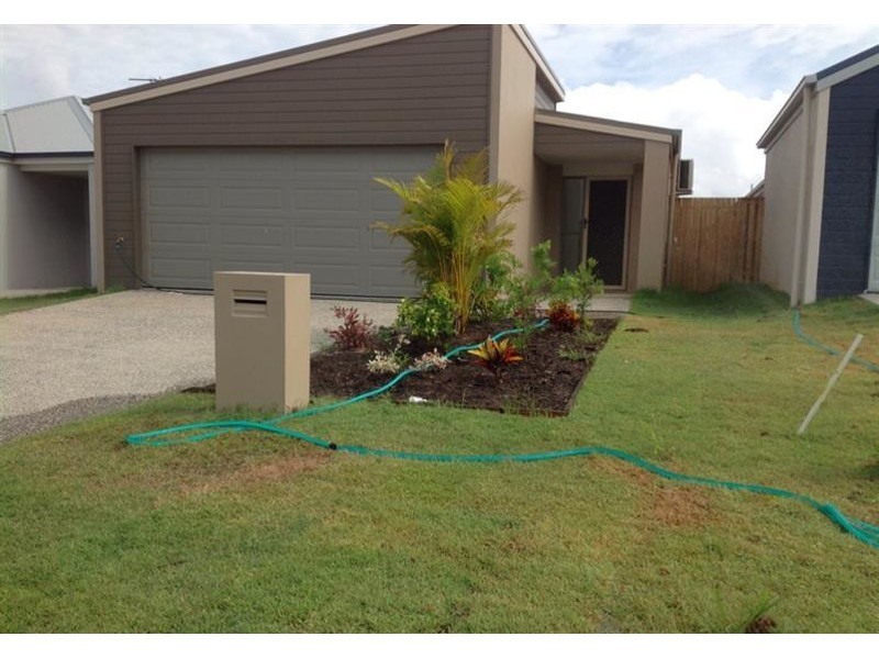 34 Trinity Parade, Blacks Beach QLD 4740