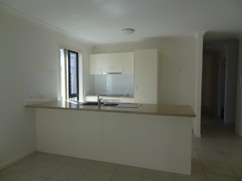 34 Trinity Parade, Blacks Beach QLD 4740