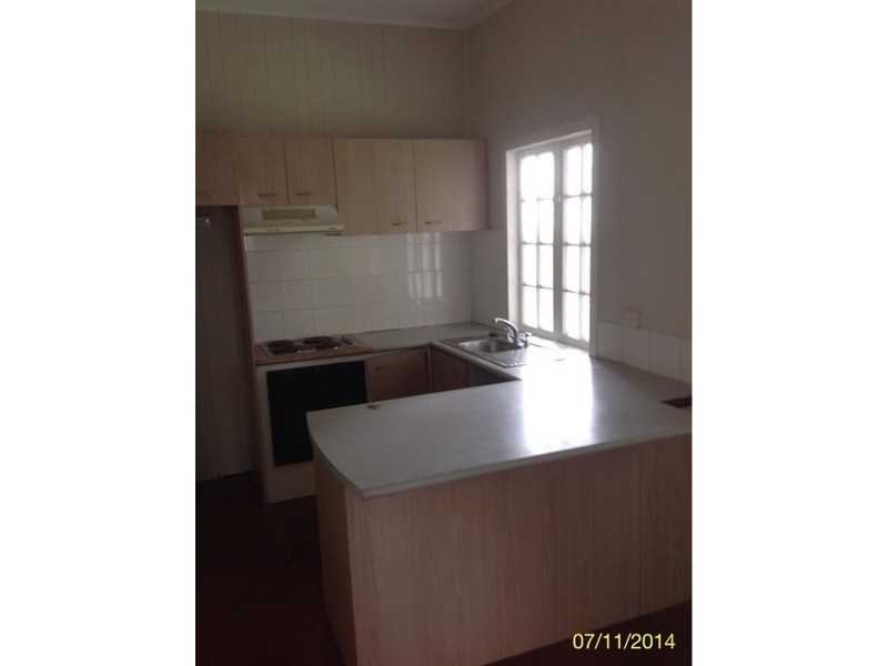 81 Beerwah Parade, Beerwah QLD 4519