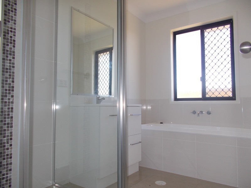 16 Tiller Street, Shoal Point QLD 4750