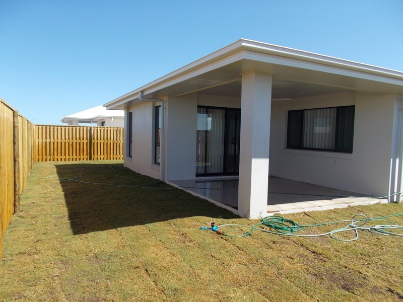 16 Tiller Street, Shoal Point QLD 4750