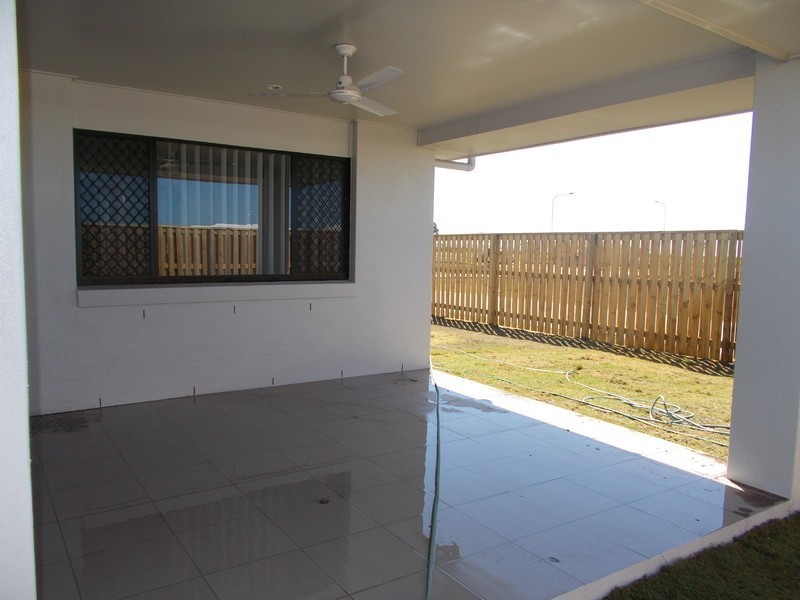 16 Tiller Street, Shoal Point QLD 4750