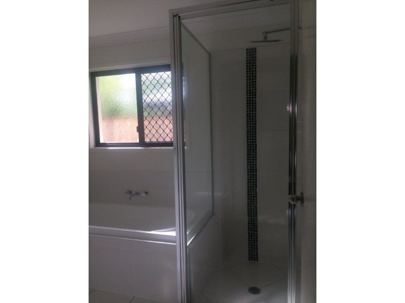 25 Warilla View, Blacks Beach QLD 4740