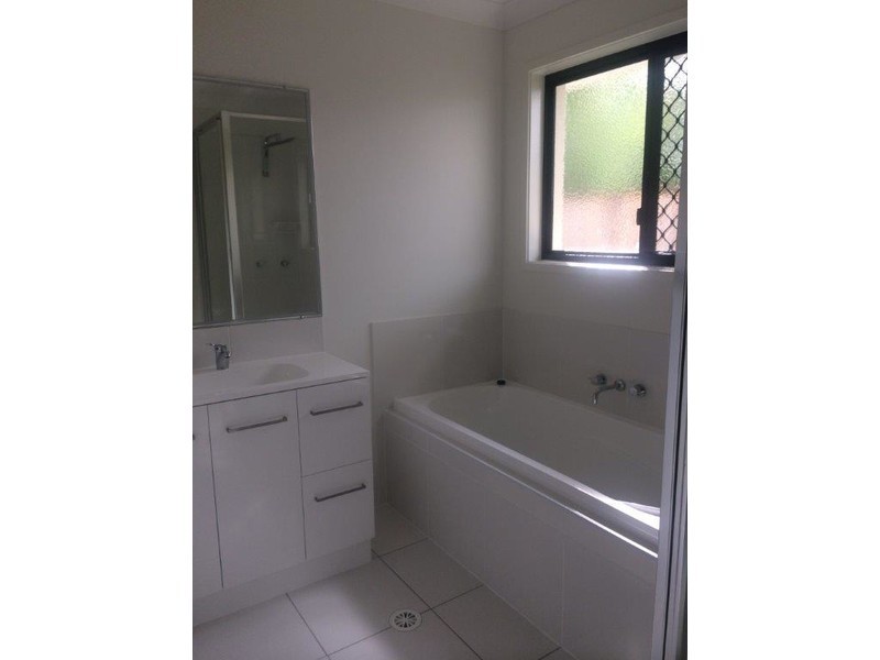 25 Warilla View, Blacks Beach QLD 4740