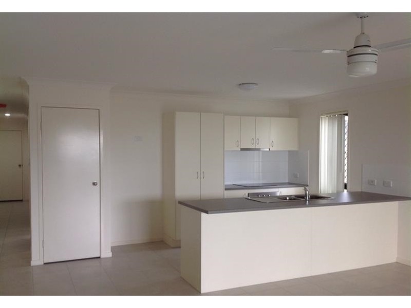 31 Trinity Parade, Blacks Beach QLD 4740