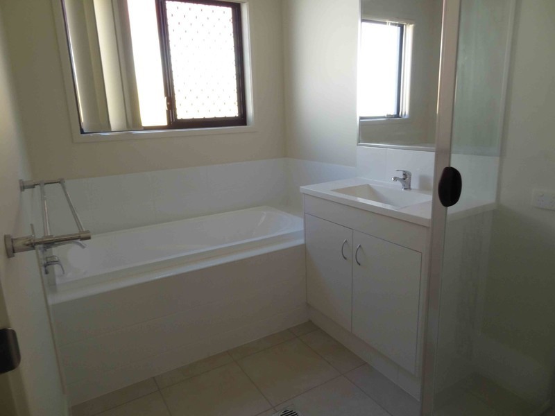 31 Trinity Parade, Blacks Beach QLD 4740