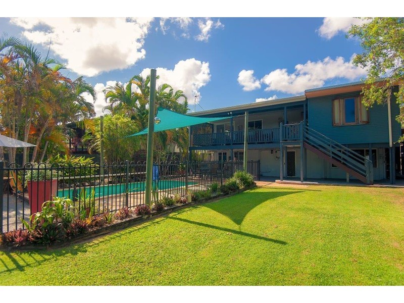 17 Brampton Avenue, Bucasia QLD 4750