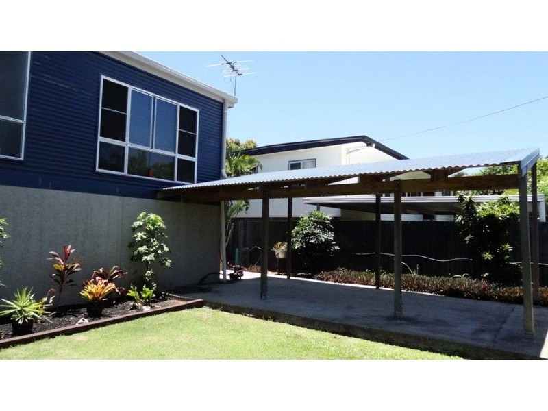 17 Brampton Avenue, Bucasia QLD 4750