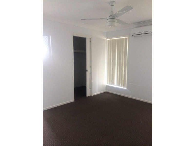 81 Newport Parade, Blacks Beach QLD 4740