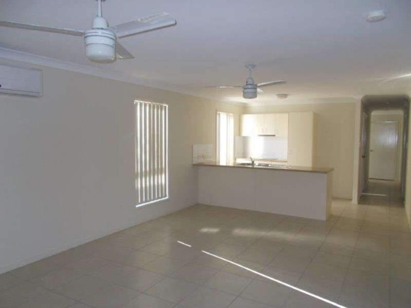 6 Holloways Court, Blacks Beach QLD 4740