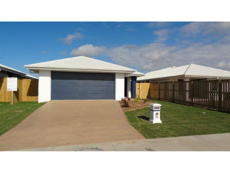 55 Commander Parade, Shoal Point QLD 4750