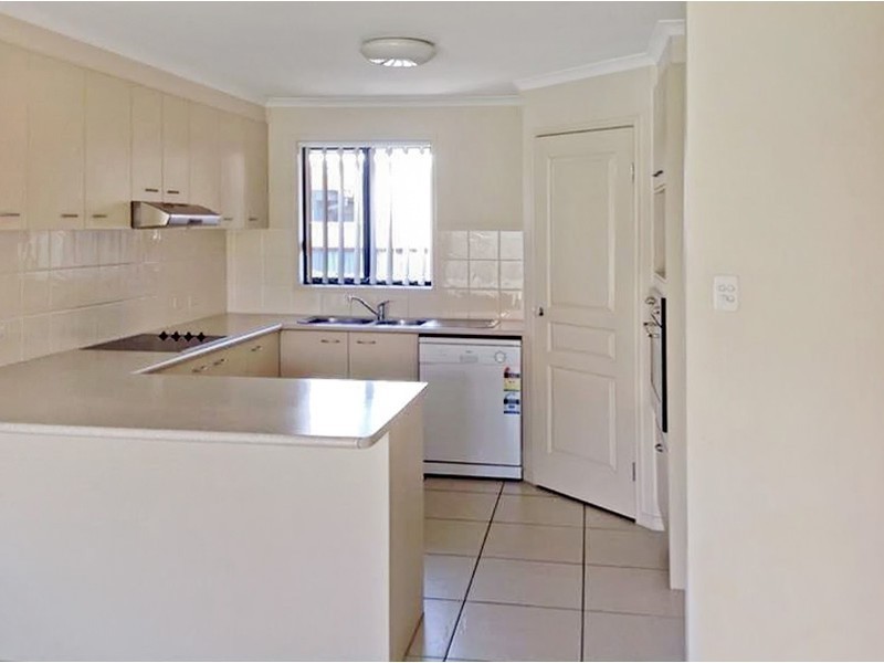 11 Davis Street, Sippy Downs QLD 4556