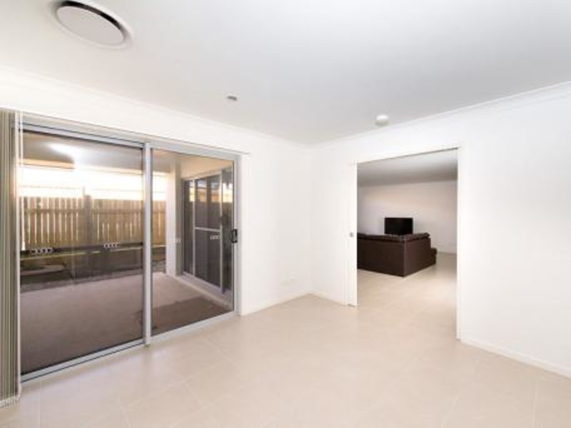 16 Aspen Street, Rural View QLD 4740