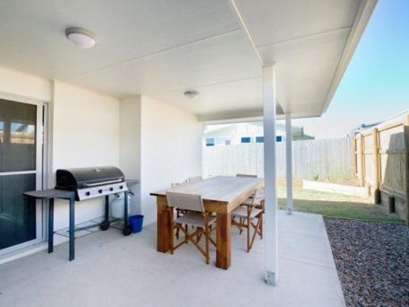 16 Aspen Street, Rural View QLD 4740