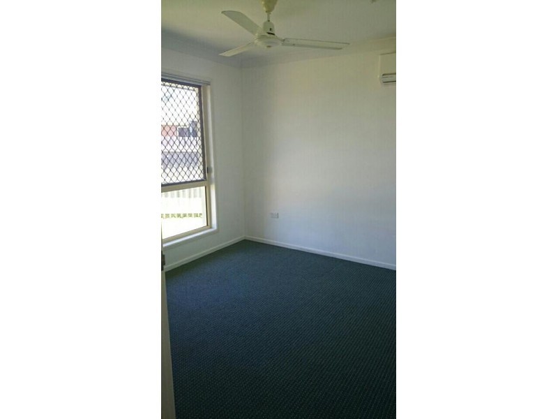 19 Crofton Close, Rural View QLD 4740