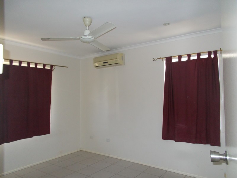 8 Pardoe Street, Bucasia QLD 4750