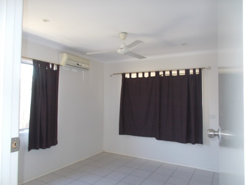 8 Pardoe Street, Bucasia QLD 4750
