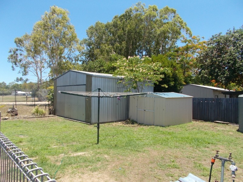 32 Old Shoal Point Road, Bucasia QLD 4750