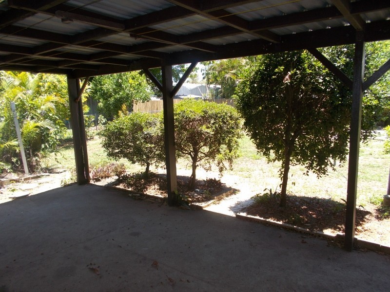 5 Saint Bees Avenue, Bucasia QLD 4750