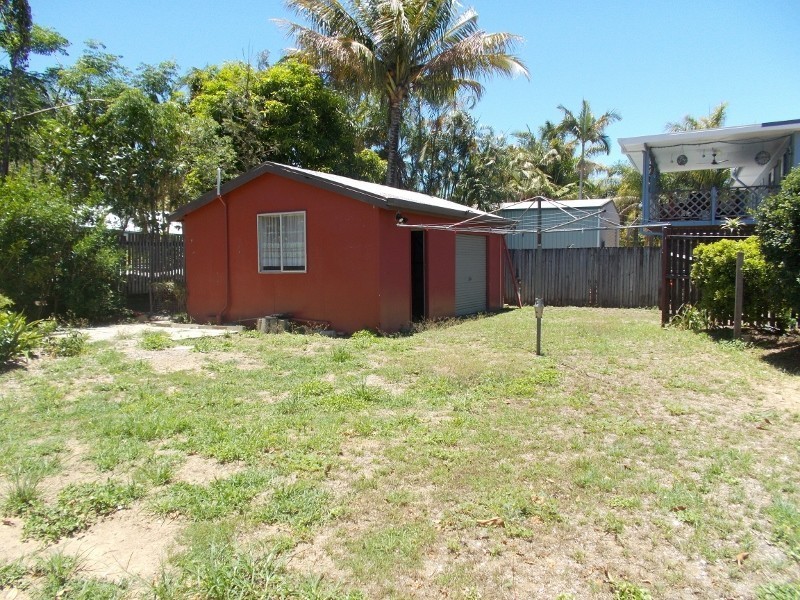 5 Saint Bees Avenue, Bucasia QLD 4750