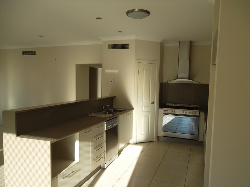 10 Creekside Drive, Sippy Downs QLD 4556