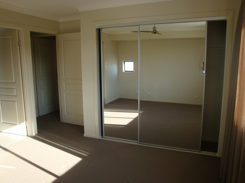 10 Creekside Drive, Sippy Downs QLD 4556