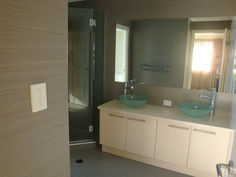 10 Creekside Drive, Sippy Downs QLD 4556