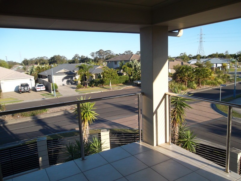 10 Creekside Drive, Sippy Downs QLD 4556